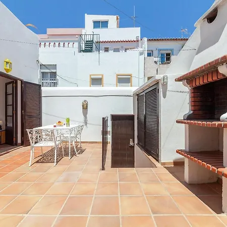 J - Casa Do Farol Guest house